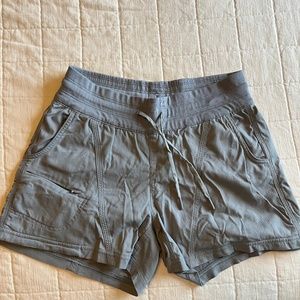NORTHFACE Aphrodite shorts